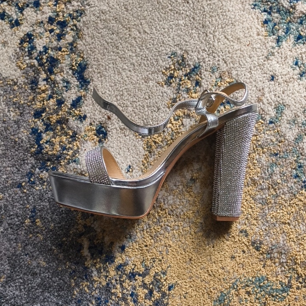 KAYLEEN By Los Angeles Silver Platform Heels